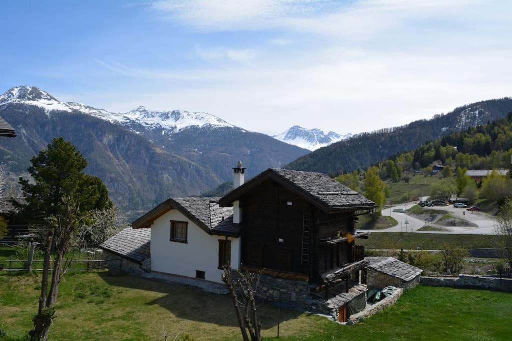 Magnifique Chalet D'Epoque Villa Vercorin Exterior photo