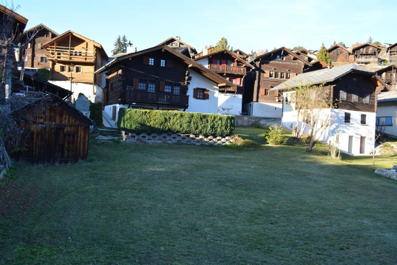 Magnifique Chalet D'Epoque Villa Vercorin Exterior photo