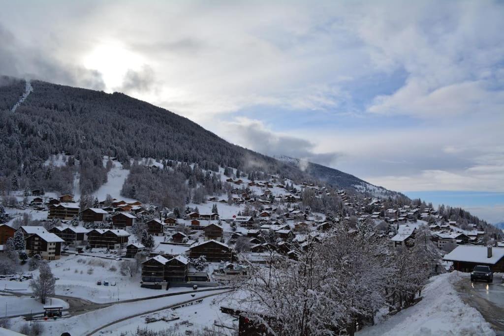 Magnifique Chalet D'Epoque Villa Vercorin Exterior photo